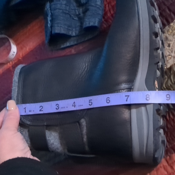 WOOLRICH* genuine leather size 8 velcro closure rubber sole wool lined boots - Picture 17 of 17